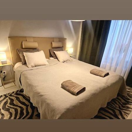 Modern Room With Bathroom, No Kitchen And Your Own Entrance Estocolmo Exterior foto