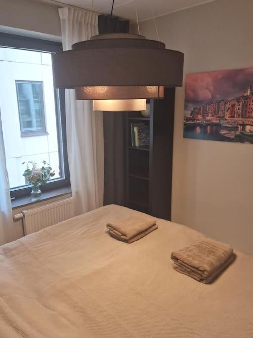 Modern Room With Bathroom, No Kitchen And Your Own Entrance Estocolmo Exterior foto